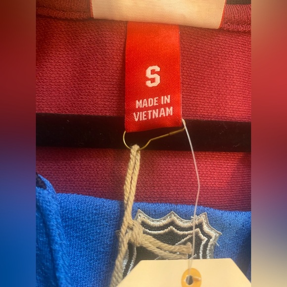 NWT Mitchell Ness NHL Nathan MacKinnon Colorado Avalanche Hockey Jersey Small - Picture 8 of 13